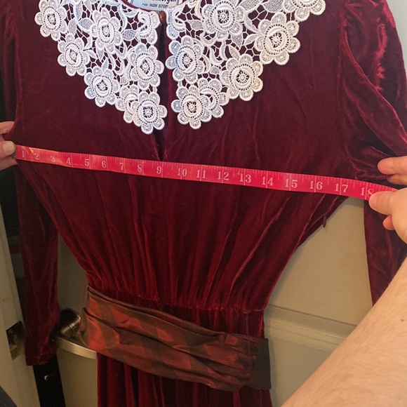 Vintage 1987 holiday dress - Picture 10 of 14